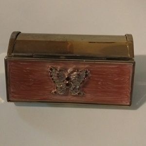 Vintage argento lipstick box with beautiful details and color